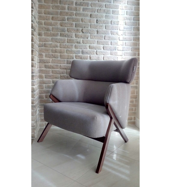Cordial Chair