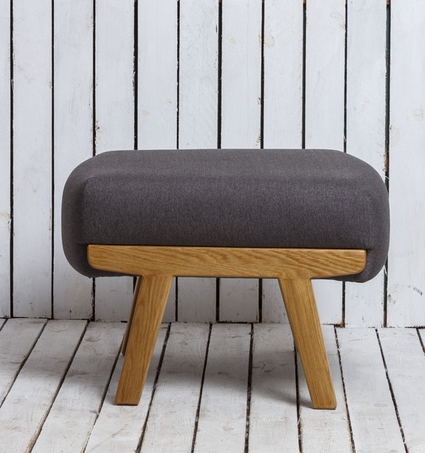 Пуфик в скандинавском стиле