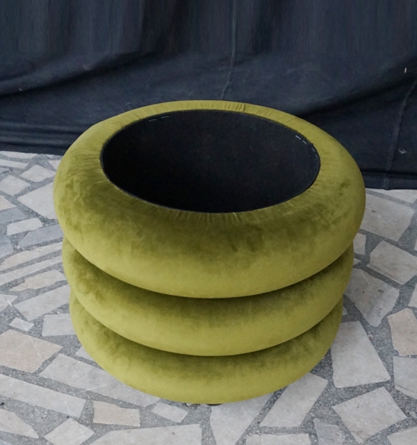 Пуф с нишей