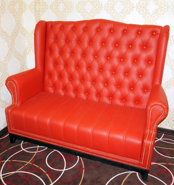 Диван со стяжкой