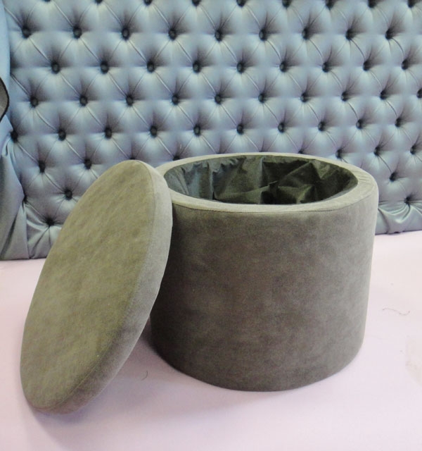 Пуф с крышкой и местом для хранения