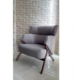 Cordial Chair